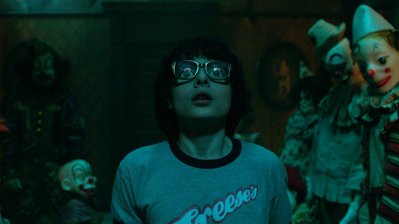 Richie in the clown room