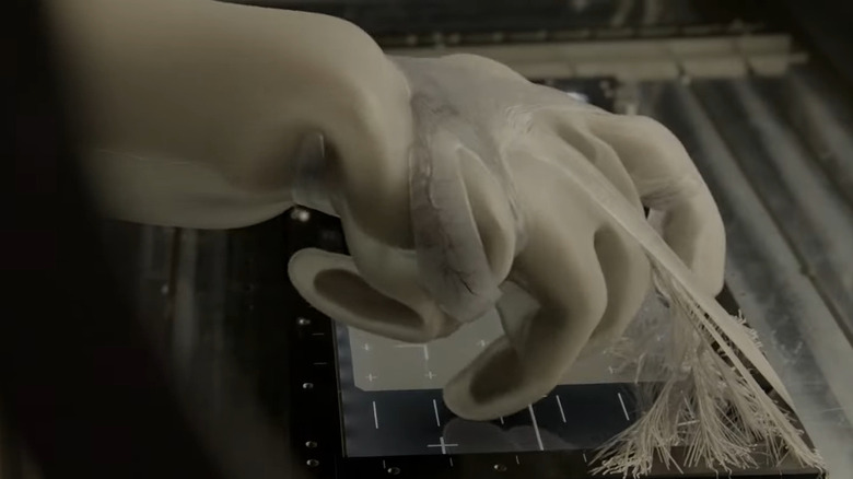 Calvin in the lab in "Life" (2017)