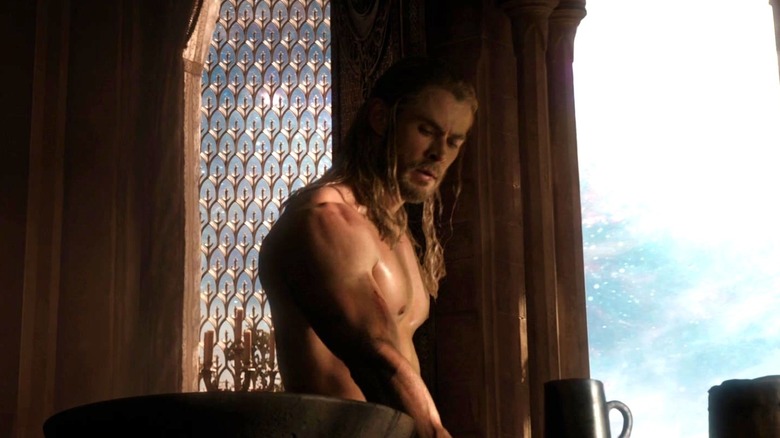 Chris Hemsworth in Thor: The Dark World