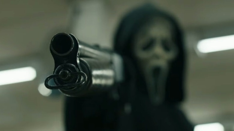 Ghostface aims a shotgun in Scream VI
