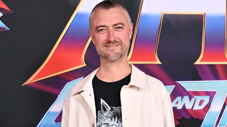 Sean Gunn posing