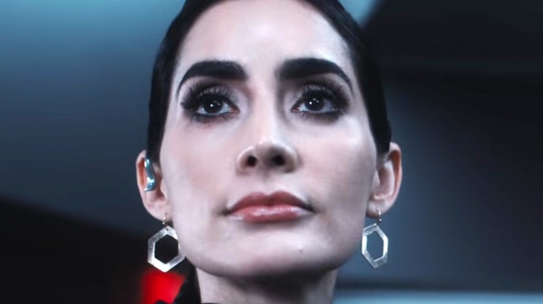Lea Vivier wearing earrings in Resident Evil