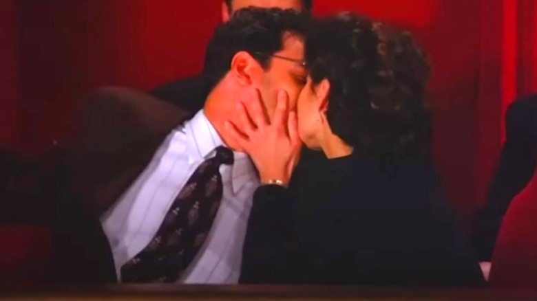 Elaine kisses her date