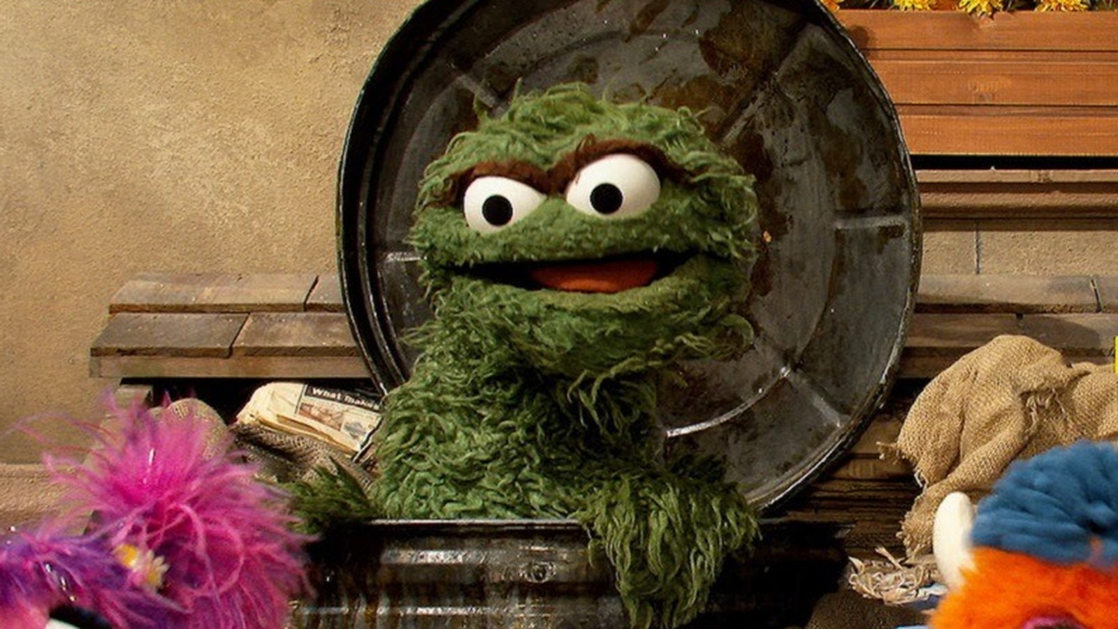 Sesame Street: The Real Reason Oscar The Grouch’s Original Voice Actor Was Replaced – Looper
