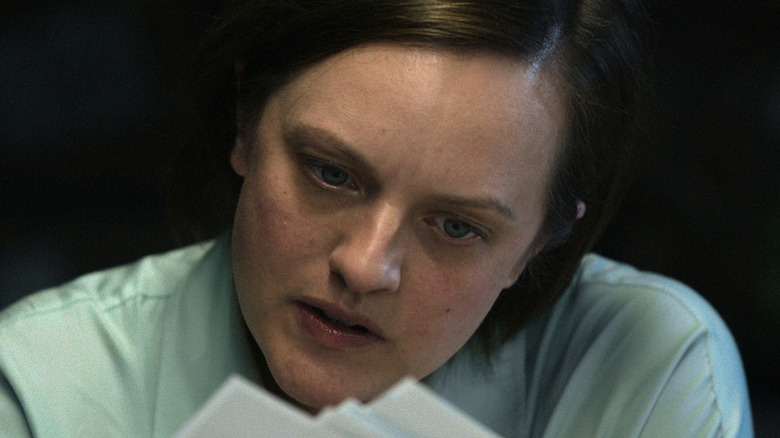 Elisabeth Moss as a thoughtful Kirby in Shining Girls