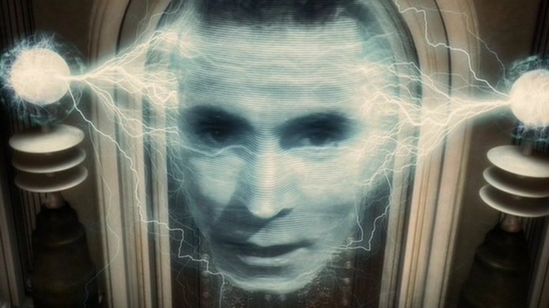 Laurence Olivier as a hologram