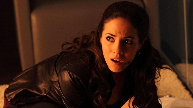Anna Silk Bo Dennis concerned