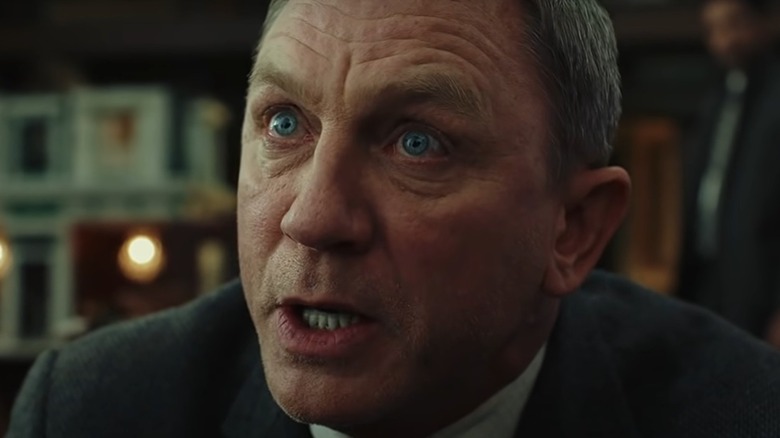Daniel Craig playing Detective Blanc