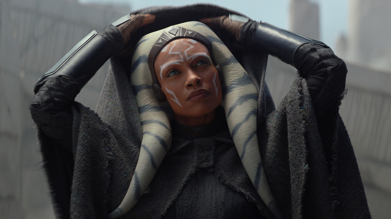 Ahsoka removing hood