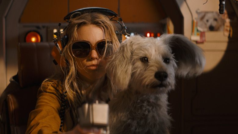 Kara Zor-El and Krypto in a spaceship in Supergirl