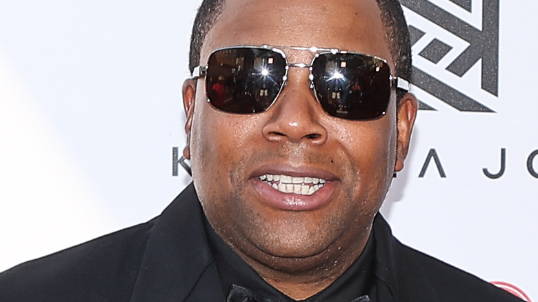 Kenan Thompson smiling