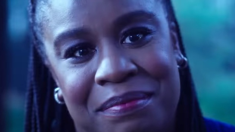 Uzo Aduba in Solos