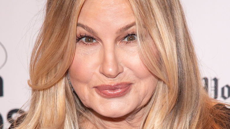 Jennifer Coolidge blonde hair