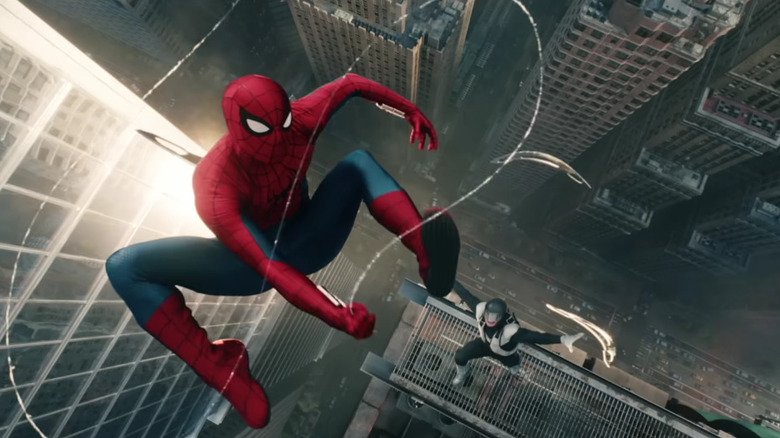 Boomerang throwing boomerangs at Spider-Man in Spider-Man: Brand New Day