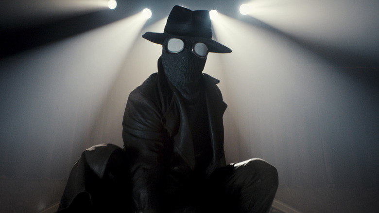 Ben Reilly crouching on 