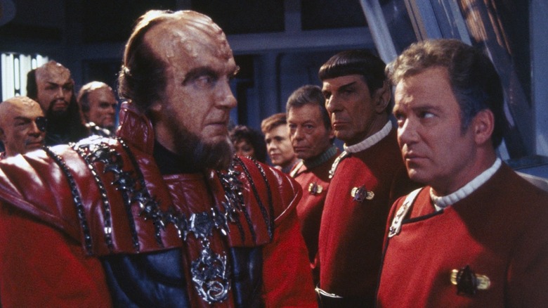 Captain Picard and his crew meeting Chancellor Gorkon in "Star Trek VI: The Undiscovered Country"