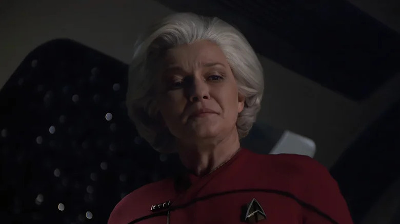 Admiral Janeway with grey hair in Star Trek: Voyager