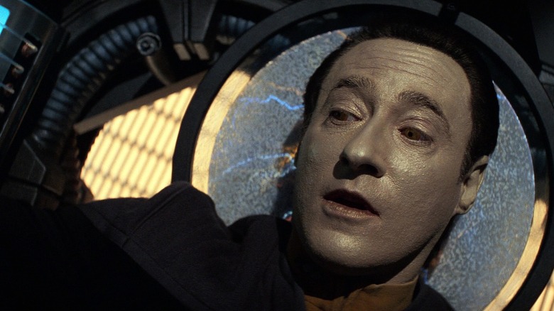Data getting seduced by the Borg Queen in "Star Trek: First Contact"