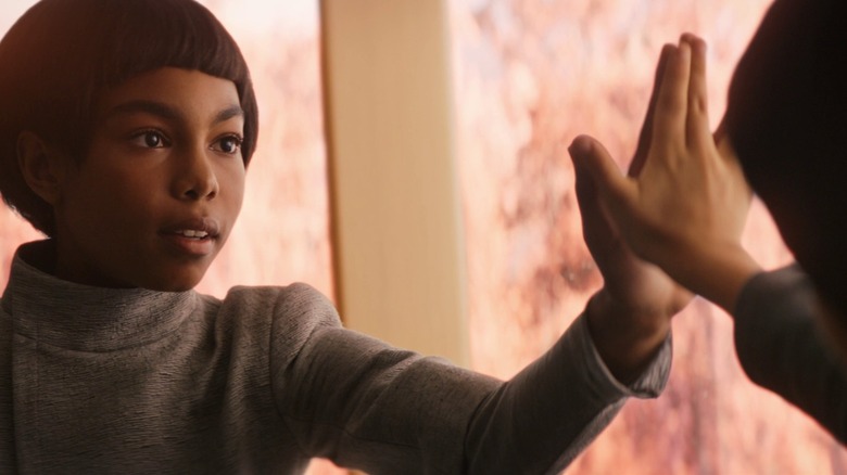Michael Burnham touching Spock's hands on Star Trek: Discovery