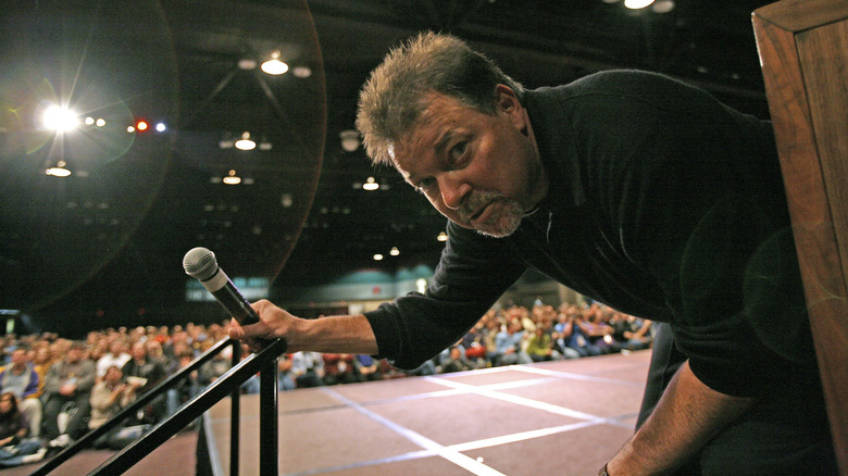 Frakes with microphone