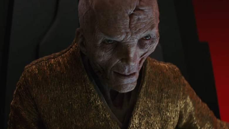 Snoke looking forward