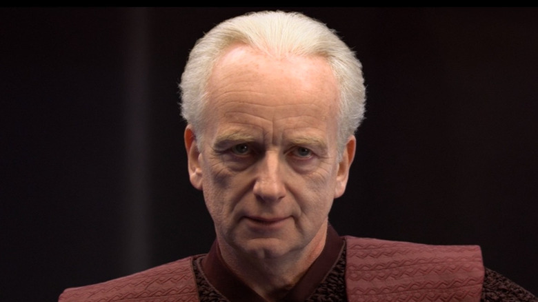 Palpatine wearing red