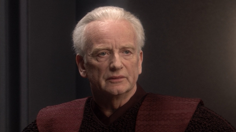 Senator Palpatine speaking with Anakin Skywalker