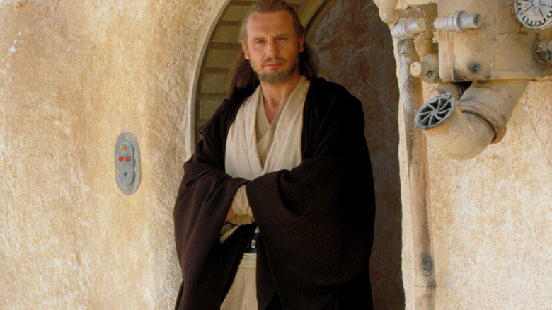 Qui-Gon standing in doorway