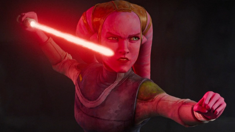 Devon standing in a Soresu pose, facing Maul in 