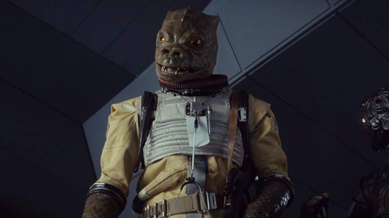 Bossk looking down