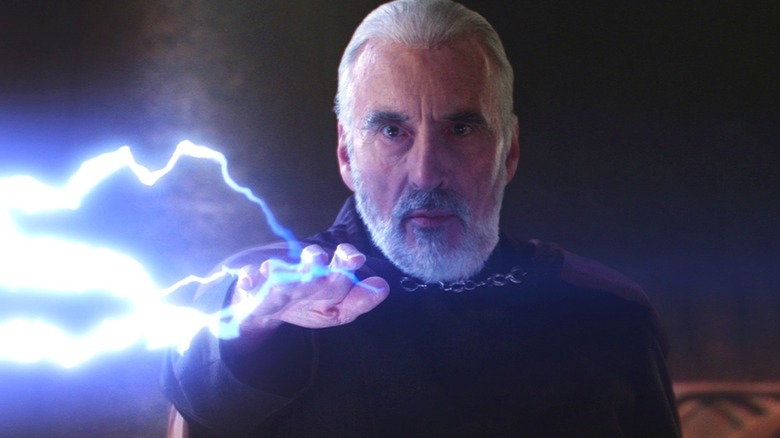 Count Dooku using Force lightning