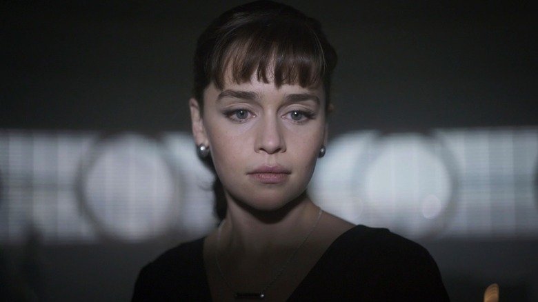 Qi'ra stoic