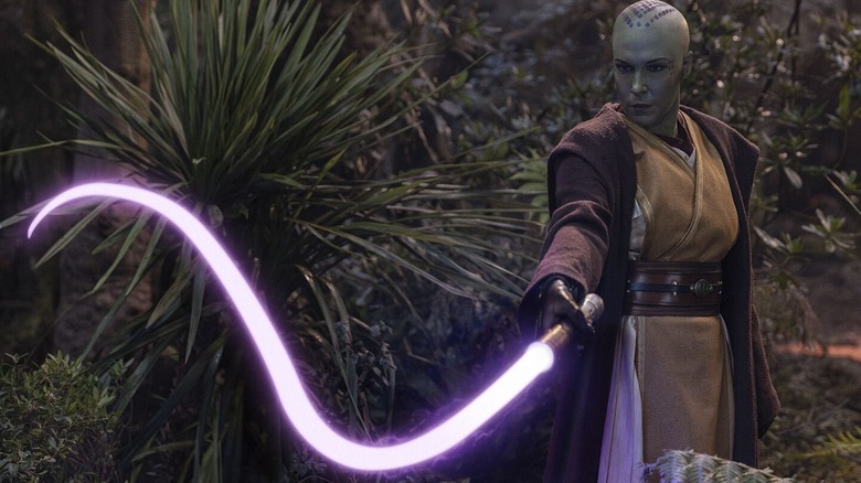 Vernestra Rwoh using a lightwhip on The Acolyte