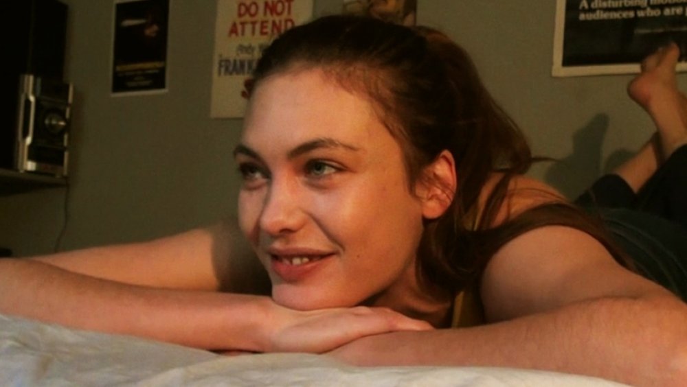 Aomi Muyock as Electra in Love