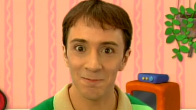 Steve from Blues Clues smiling