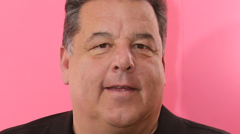 Steve Schirripa posing