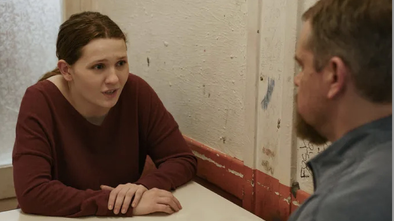 Abigail Breslin and Matt Damon in "Stillwater"