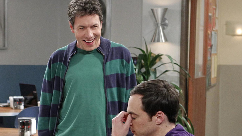 Barry annoys Sheldon in "The Big Bang Theory" (2007-2019)