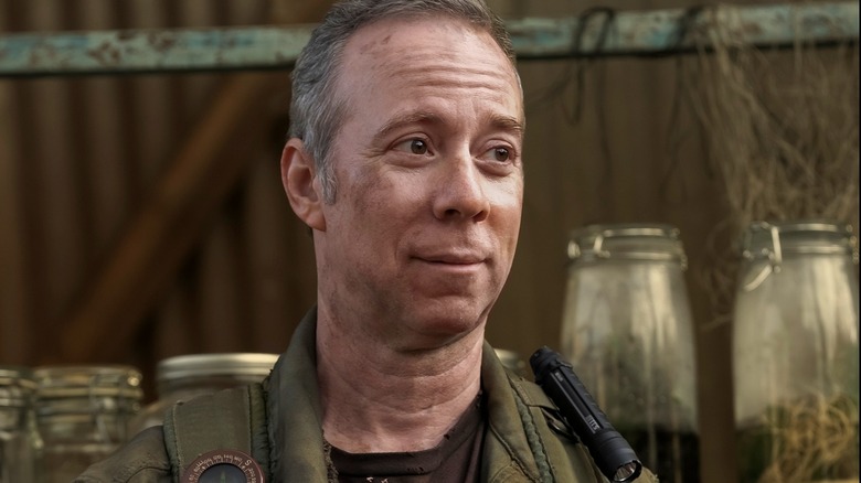 Stuart Bloom smirking in Stuart Fails to Save the Universe