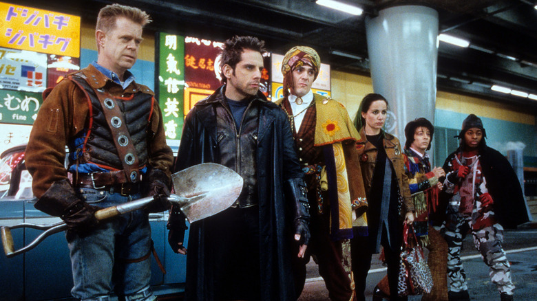 The Mystery Men stand ready to fight in Mystery Men (1999)