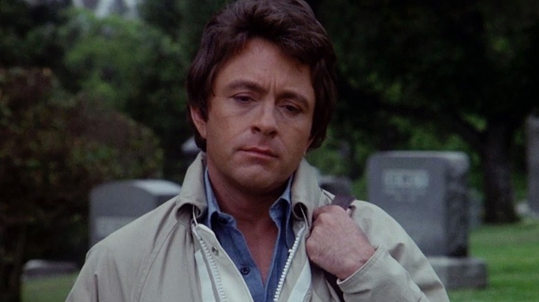 David Banner inspecting his grave in the opening sequence of The Incredible Hulk (1978)