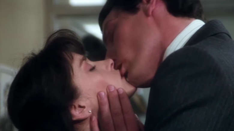 Superman and Lois Lane kissing in Superman II