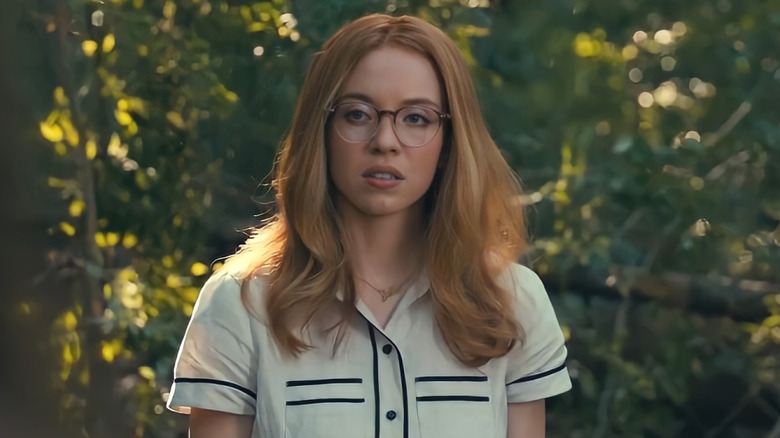 Julia red hair frowning