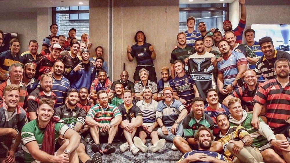 Taika Waititi and Idris Elba hang out with a rugby team in New Zealand