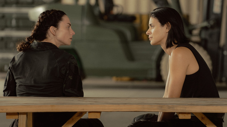 Cruz and Aaliyah chat in Special Ops: Lioness