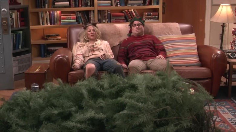 Penny and Leonard dirty with tree