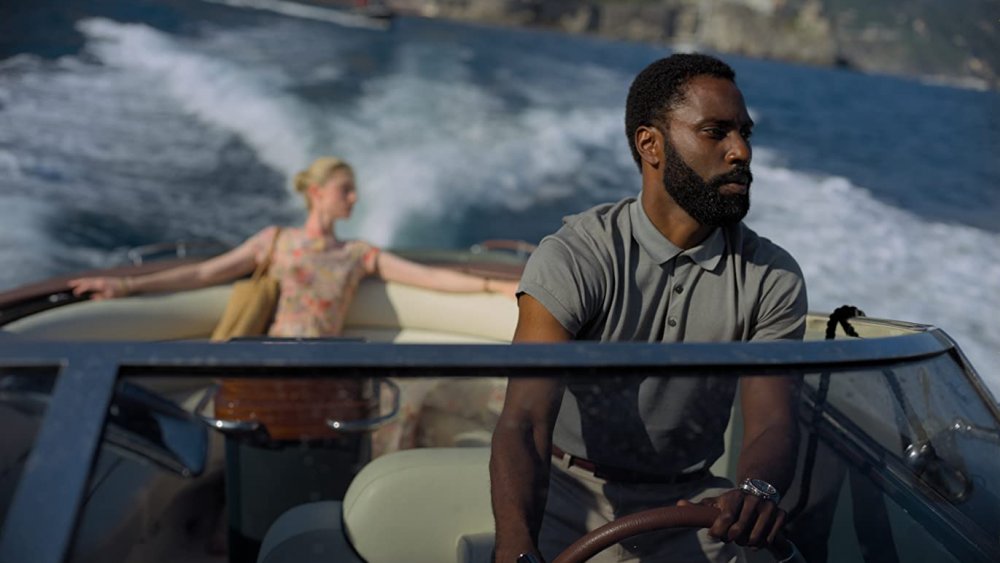 John David Washington and Elizabeth Debicki in Tenet