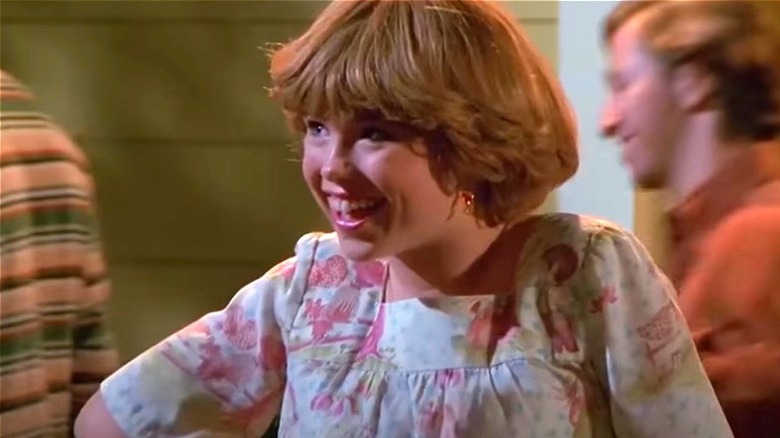 Donna's little sister Tina talking to Fez in "That '70s Show"