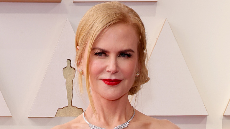 Nicole Kidman posing at the 94th Academy Awards
