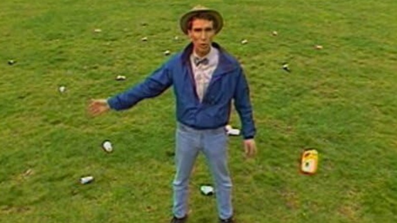 Bill Nye talks pollution in Bill Nye the Science Guy (1993 - 1998)
